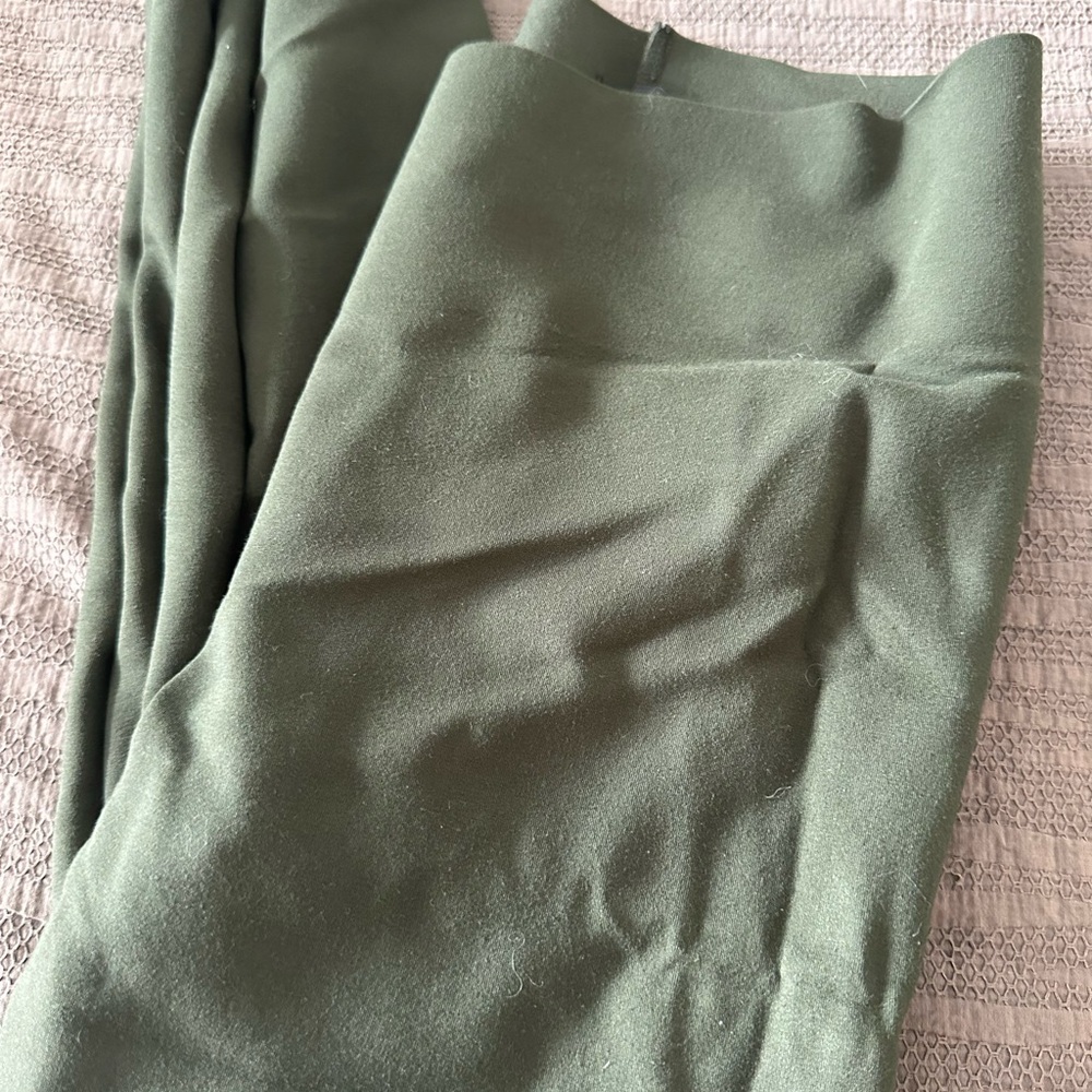 Size S Green Leggings for an office. Not workout attire. With tummy control.